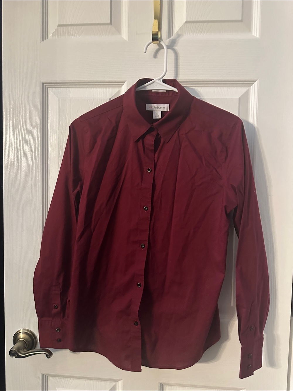 Liz Claiborne Women’s ' Long-Sleeve Button-Down Shirt - Burgundy
